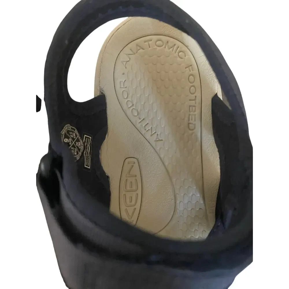 Keen Rose Sandal Navy Outdoor Adventure Hiking Summer Camping Women’s Size 9